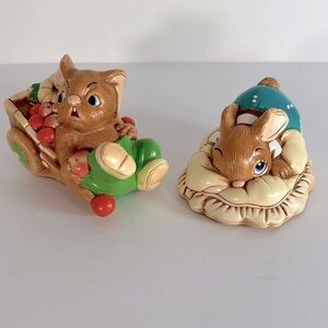 Pendelfin Vintage Set of 2 Hand Painted Rabbit Figurines “Barrow Boy” & “Dodger”